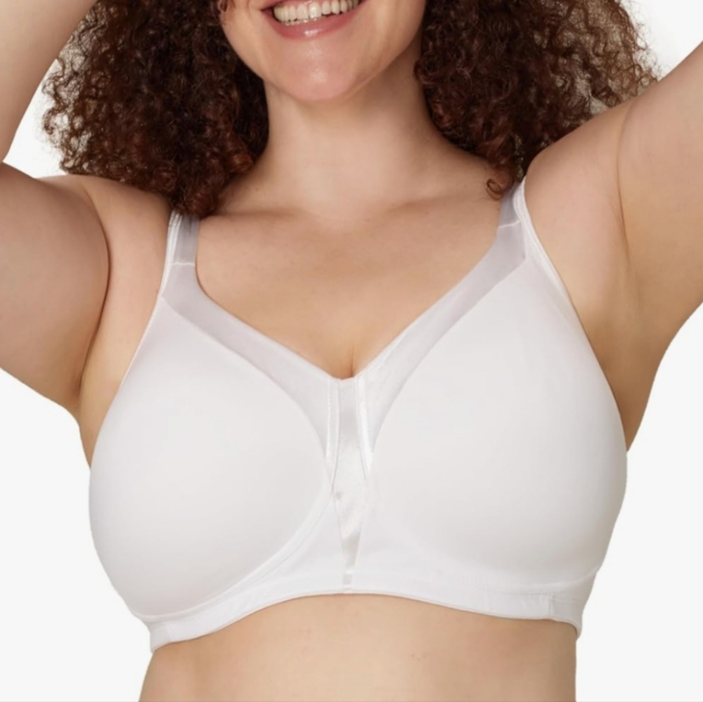 Playtex Women's Wireless T-Shirt Bra 18 Hour  Smoothing Full-Coverage 4803.  38D